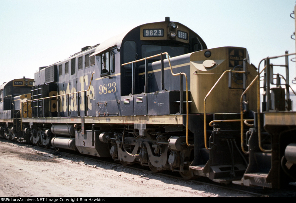 ATSF 9823